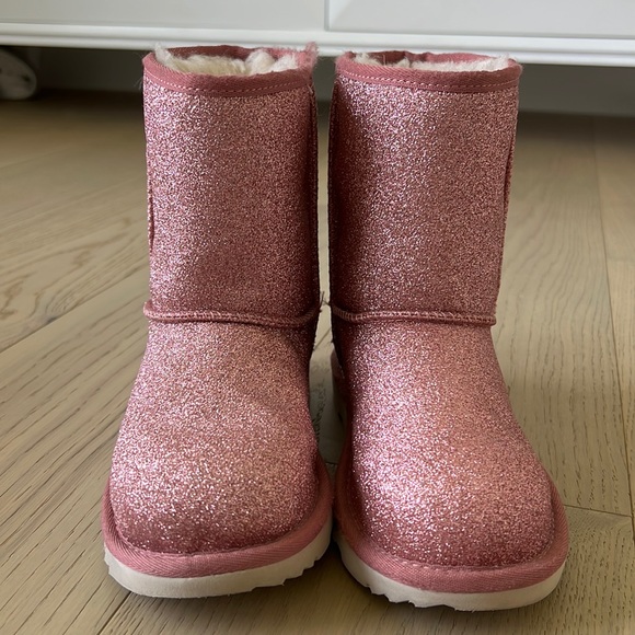 Pink Sparkle Ugg’s - Picture 1 of 3